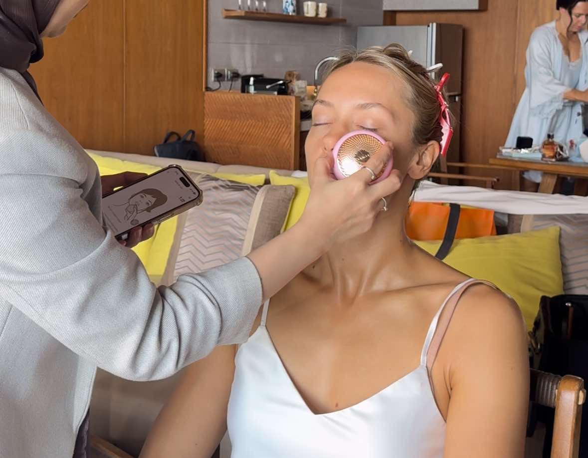 Bridal Glow: Prepping Your Skin with the FOREO Mask Device